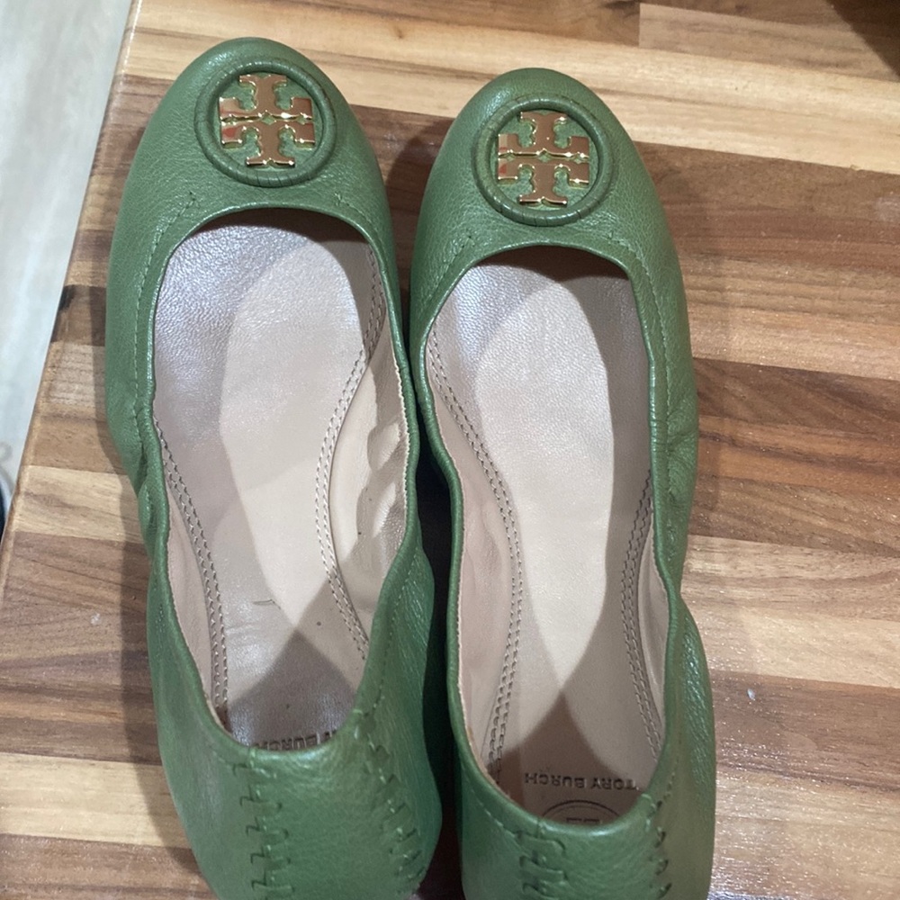 EUC Tory Burch Flats